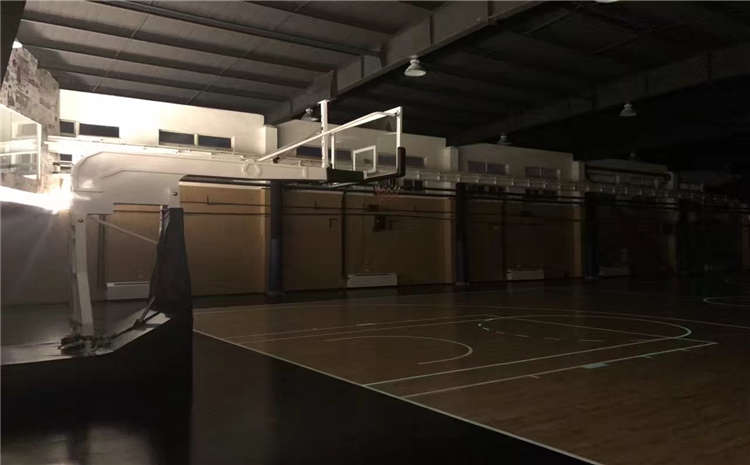楓樺木排球館木地板批發價格