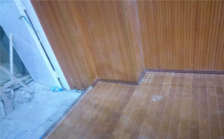杭州企口實(shí)木運(yùn)動(dòng)地板什么品牌好