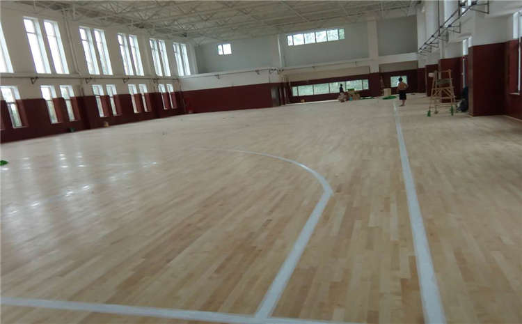 籃球館運動木地板鋪設方案