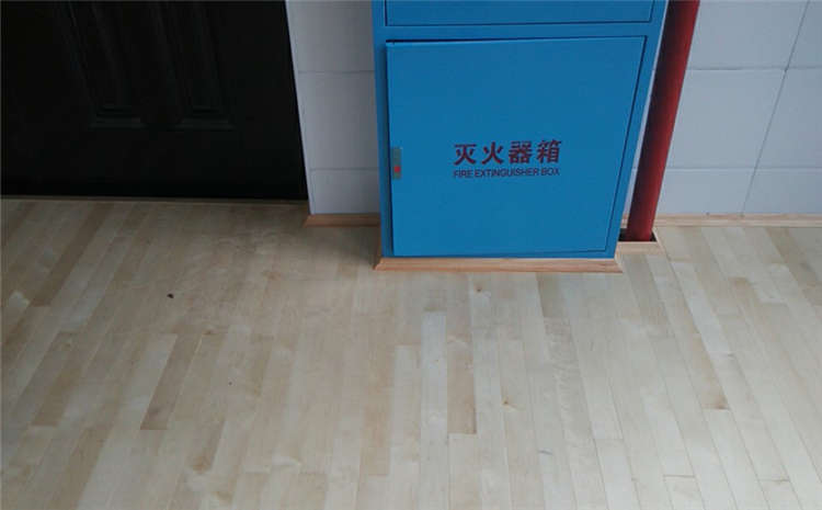 20厚舞臺木地板廠家哪家好？