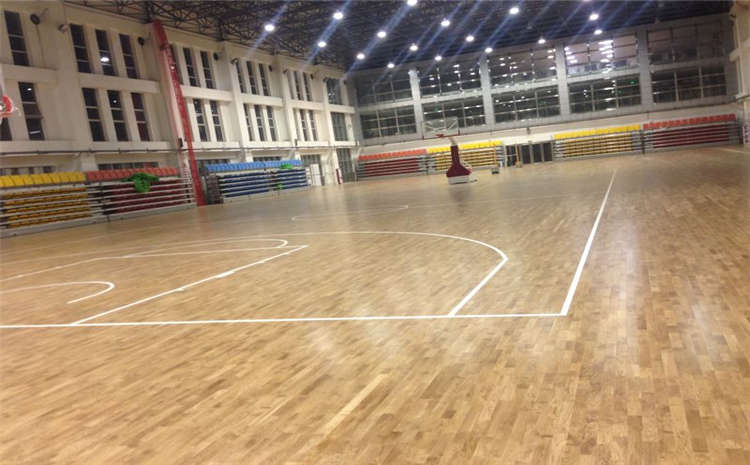 專用體育場木地板公司