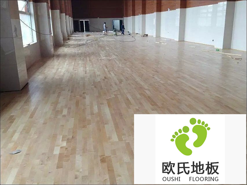 選購實木運動地板時應注意些什么？